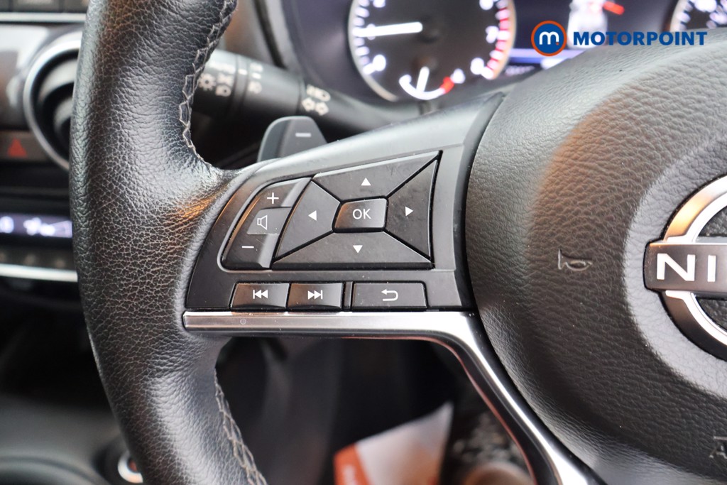 Nissan Juke Tekna Automatic Petrol SUV - Stock Number (1645541) - 2nd supplementary image