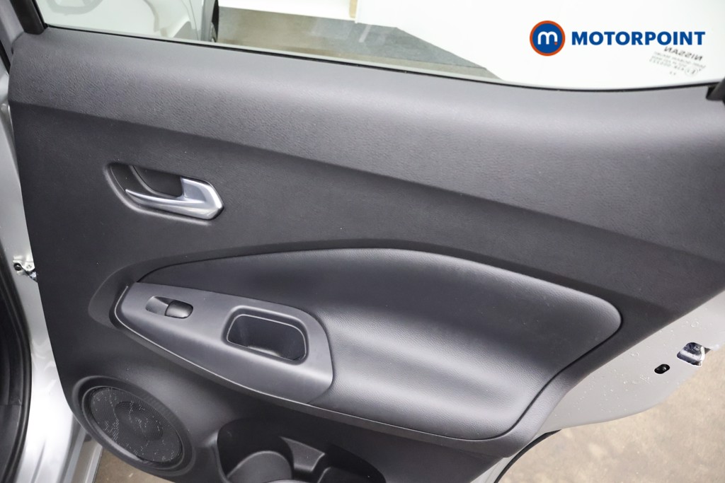 Nissan Juke Tekna Automatic Petrol SUV - Stock Number (1645541) - 16th supplementary image