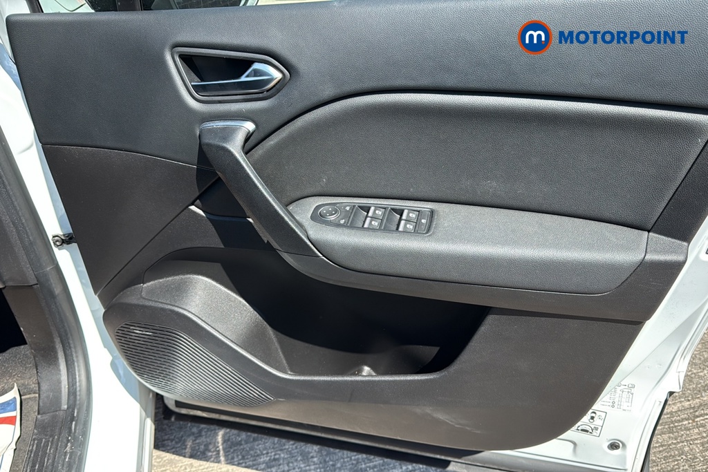 Renault Captur Rive Gauche Manual Petrol SUV - Stock Number (1647375) - 18th supplementary image