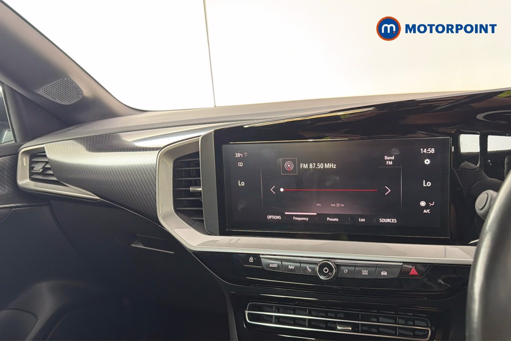 Vauxhall Mokka Ultimate Automatic Electric SUV - Stock Number (1647525) - 9th supplementary image