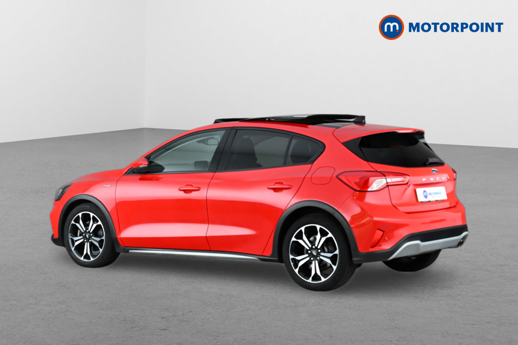 Ford Focus Active X Automatic Diesel Hatchback - Stock Number (1648610) - Passenger side rear corner