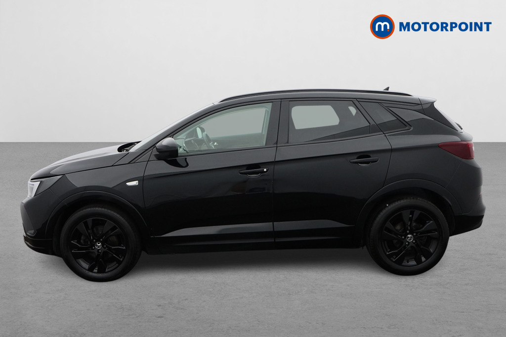 Vauxhall Grandland Gs Line Manual Petrol SUV - Stock Number (1648770) - Passenger side
