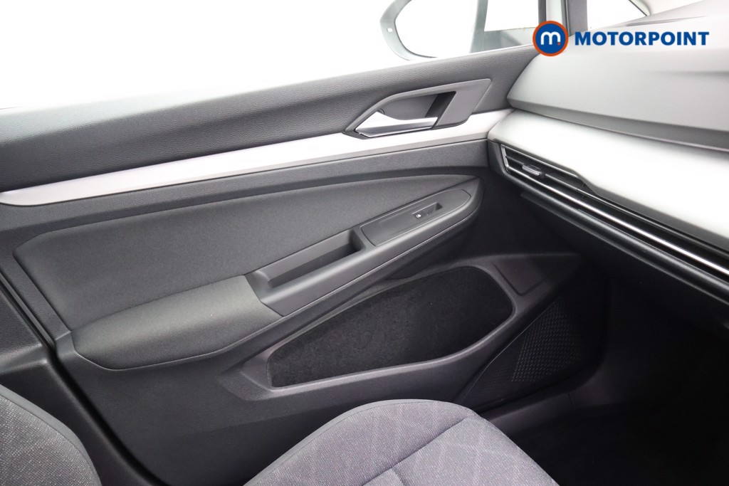 Volkswagen Golf Life Manual Petrol Hatchback - Stock Number (1649216) - 10th supplementary image