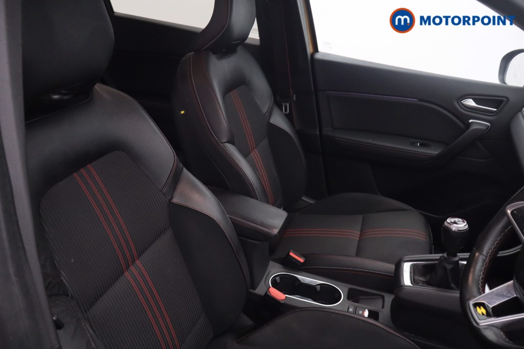 Renault Captur R.S. Line Manual Petrol SUV - Stock Number (1650301) - 12th supplementary image