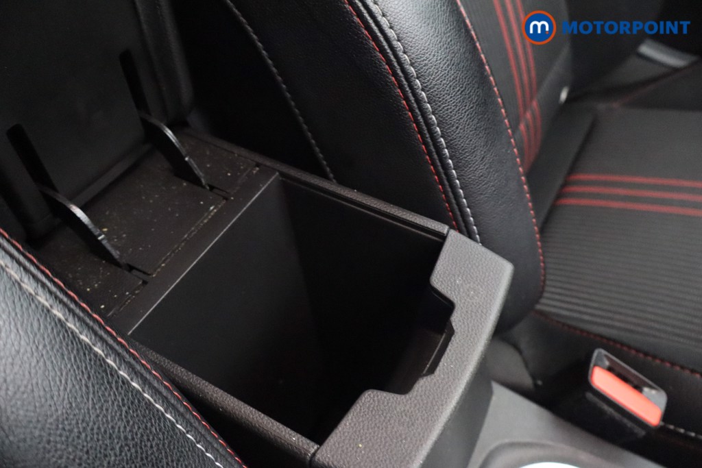 Renault Captur R.S. Line Manual Petrol SUV - Stock Number (1650301) - 13th supplementary image