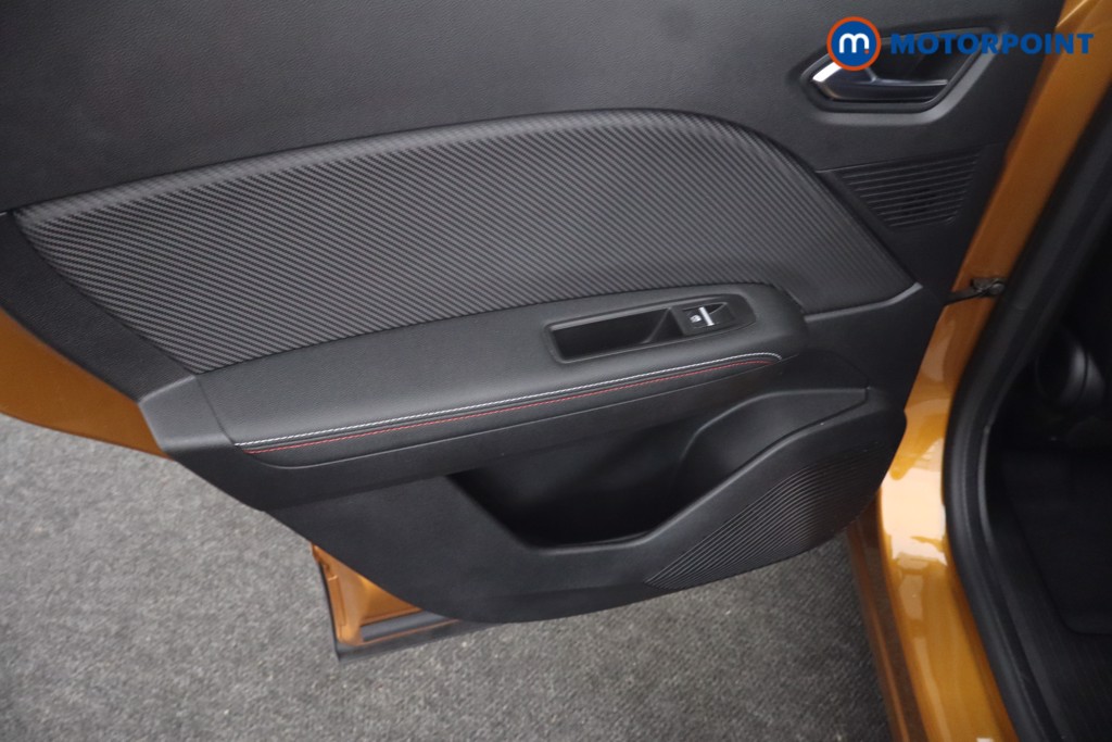 Renault Captur R.S. Line Manual Petrol SUV - Stock Number (1650301) - 28th supplementary image
