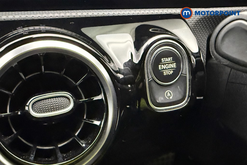 Mercedes-Benz CLA Amg Line Automatic Petrol Estate - Stock Number (1650885) - 13th supplementary image