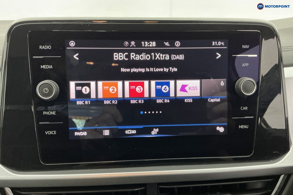 Volkswagen T-Roc Life Manual Petrol SUV - Stock Number (1651397) - 2nd supplementary image