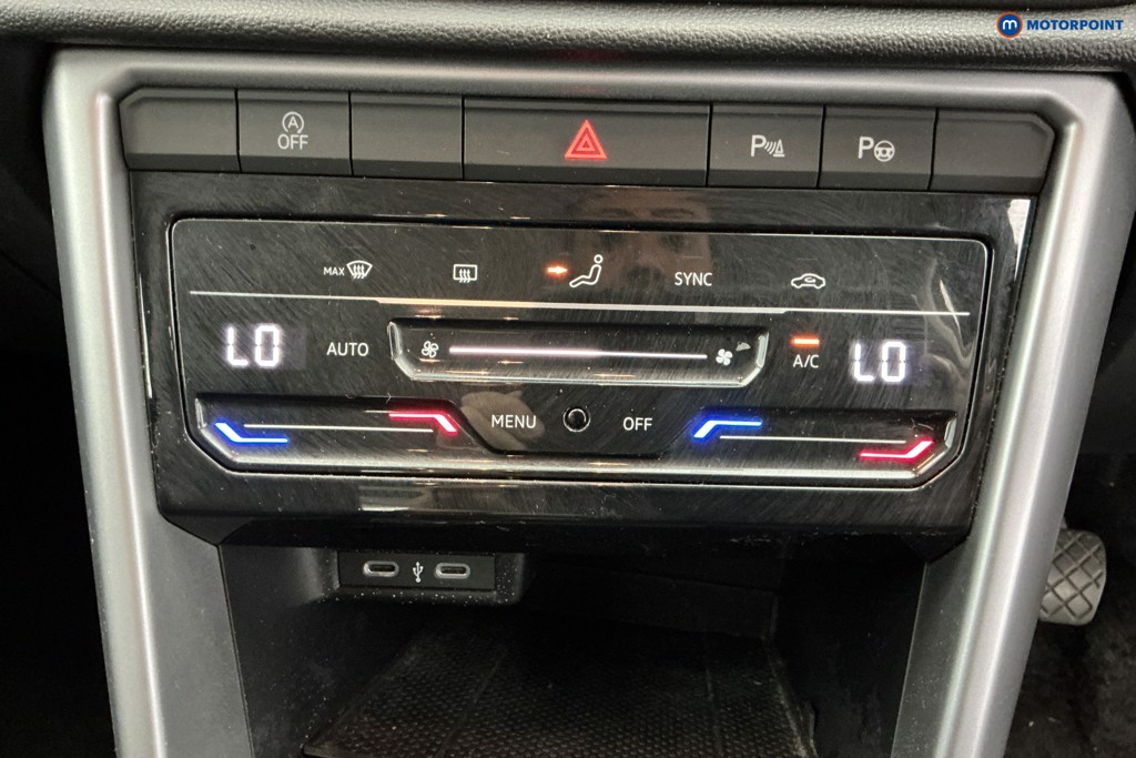 Volkswagen T-Roc Life Manual Petrol SUV - Stock Number (1651397) - 10th supplementary image