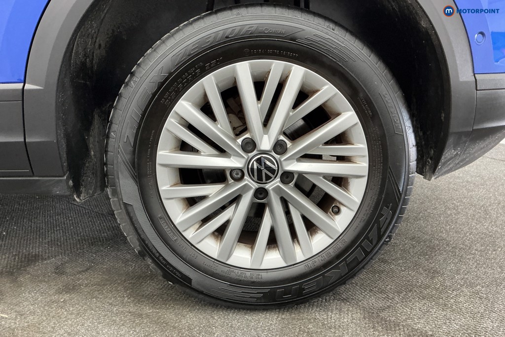 Volkswagen T-Roc Life Manual Petrol SUV - Stock Number (1651397) - 28th supplementary image