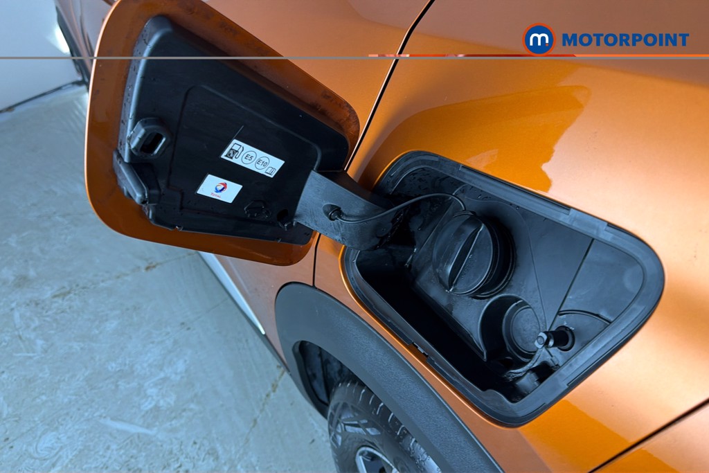 Peugeot 2008 GT Automatic Petrol SUV - Stock Number (1651406) - 40th supplementary image