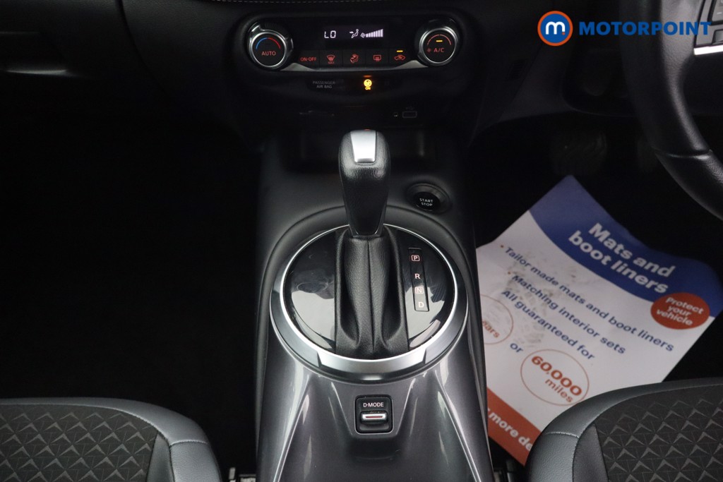Nissan Juke N-Connecta Automatic Petrol-Electric Hybrid SUV - Stock Number (1651435) - 6th supplementary image