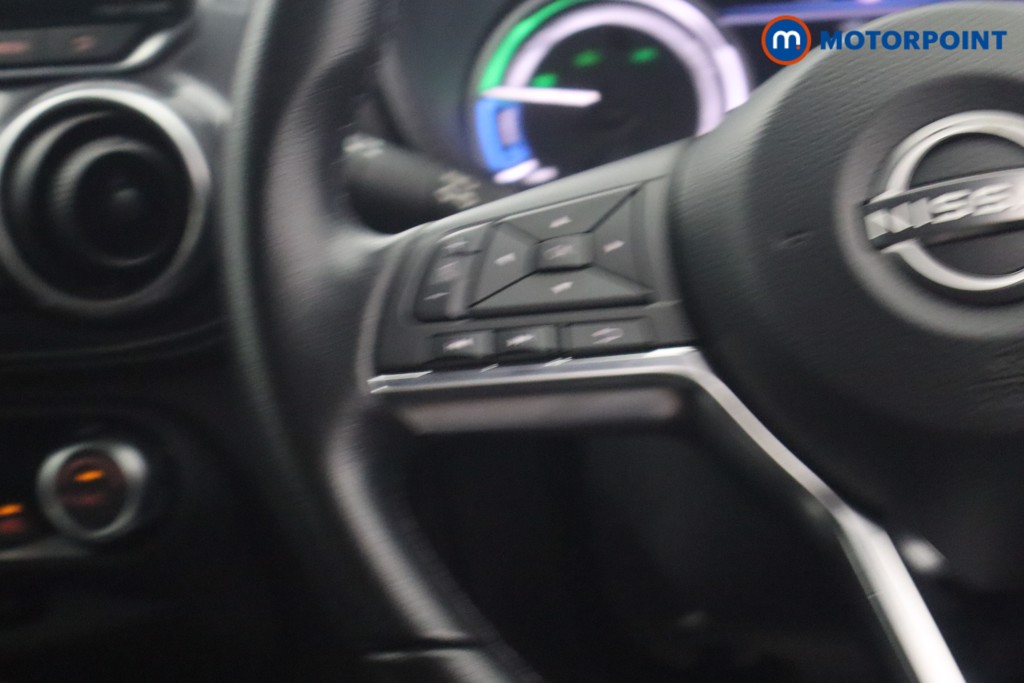 Nissan Juke N-Connecta Automatic Petrol-Electric Hybrid SUV - Stock Number (1651435) - 9th supplementary image
