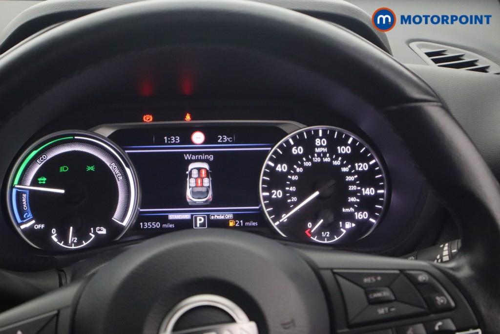Nissan Juke N-Connecta Automatic Petrol-Electric Hybrid SUV - Stock Number (1651435) - 11th supplementary image
