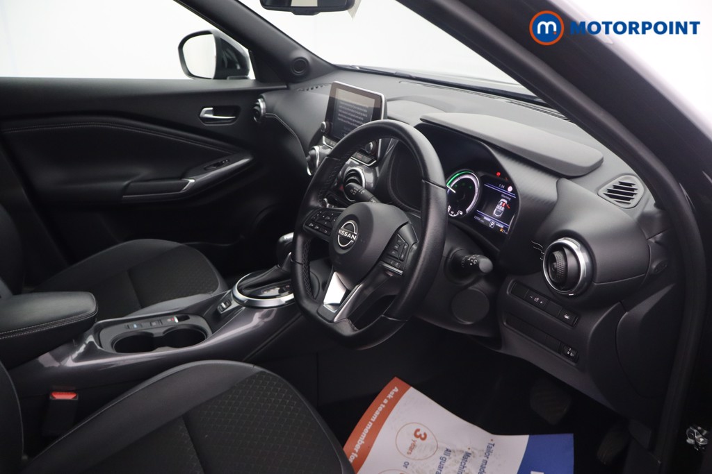 Nissan Juke N-Connecta Automatic Petrol-Electric Hybrid SUV - Stock Number (1651435) - 12th supplementary image