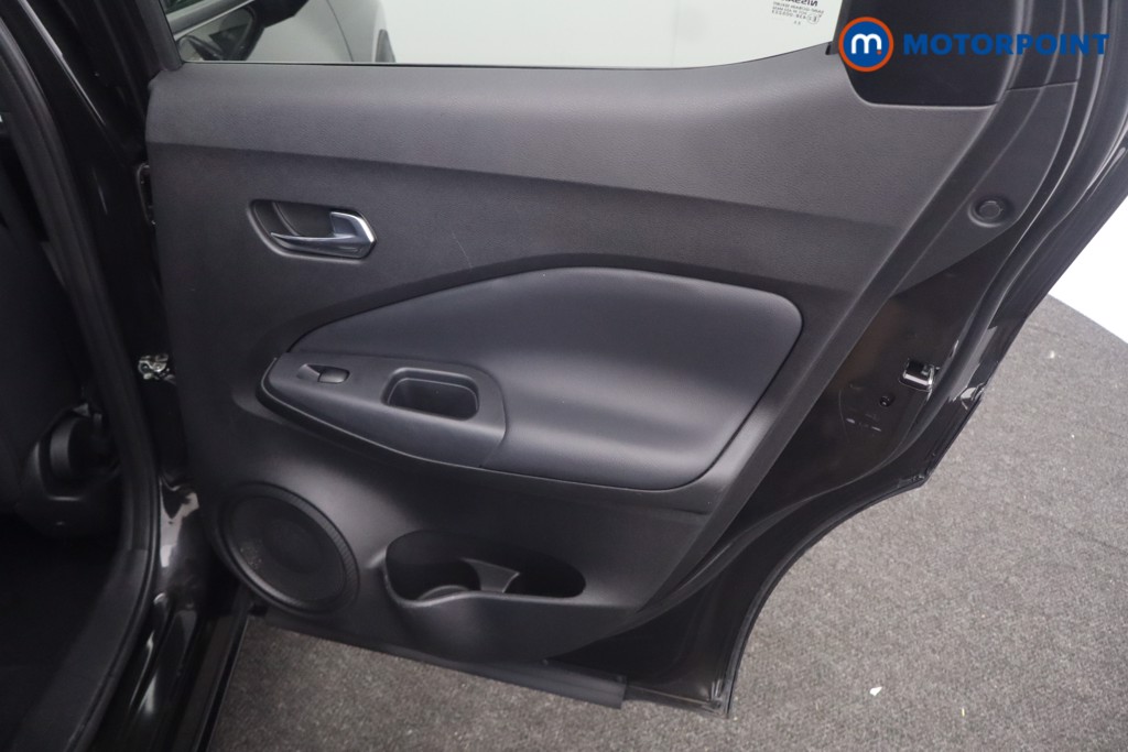 Nissan Juke N-Connecta Automatic Petrol-Electric Hybrid SUV - Stock Number (1651435) - 21st supplementary image