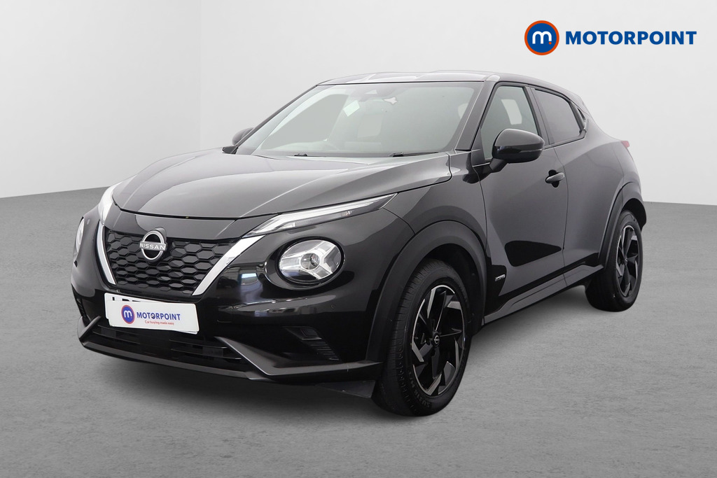 Nissan Juke N-Connecta Automatic Petrol-Electric Hybrid SUV - Stock Number (1651435) - Passenger side front corner