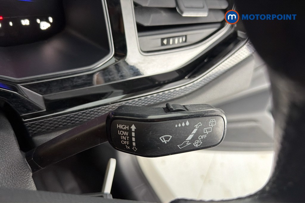 Volkswagen Polo Life Manual Petrol Hatchback - Stock Number (1652265) - 7th supplementary image