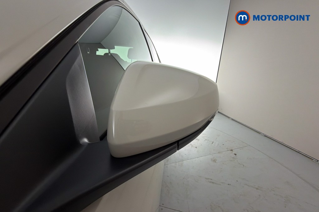 Volkswagen Polo Life Manual Petrol Hatchback - Stock Number (1652265) - 43rd supplementary image