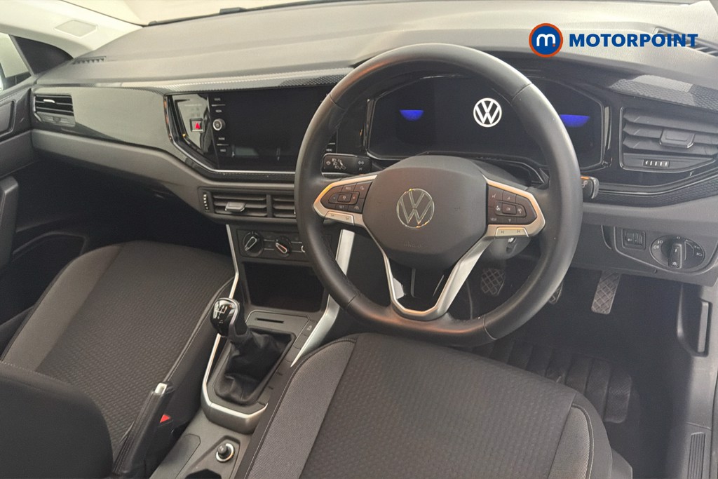Volkswagen Polo Life Manual Petrol Hatchback - Stock Number (1652265) - 1st supplementary image