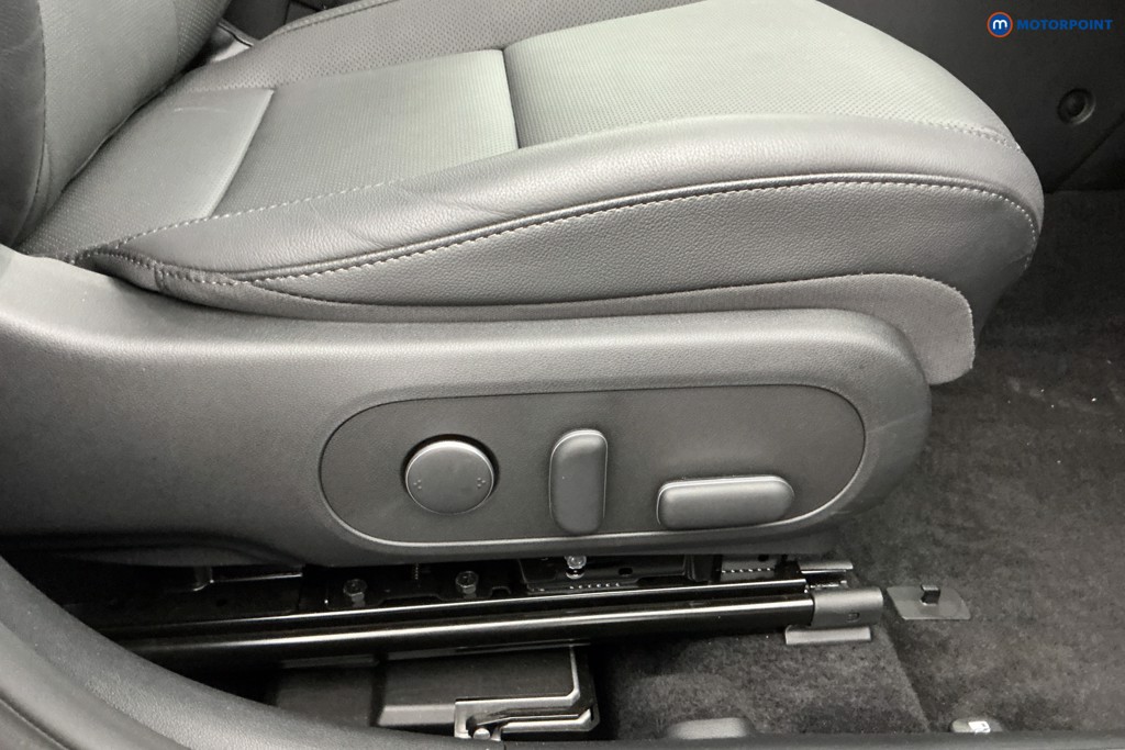 Hyundai Kona Ultimate Manual Petrol SUV - Stock Number (1652600) - 18th supplementary image