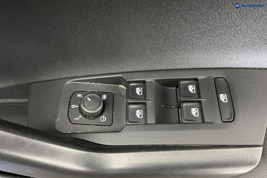 Volkswagen Taigo Life Automatic Petrol SUV - Stock Number (1652705) - 17th supplementary image