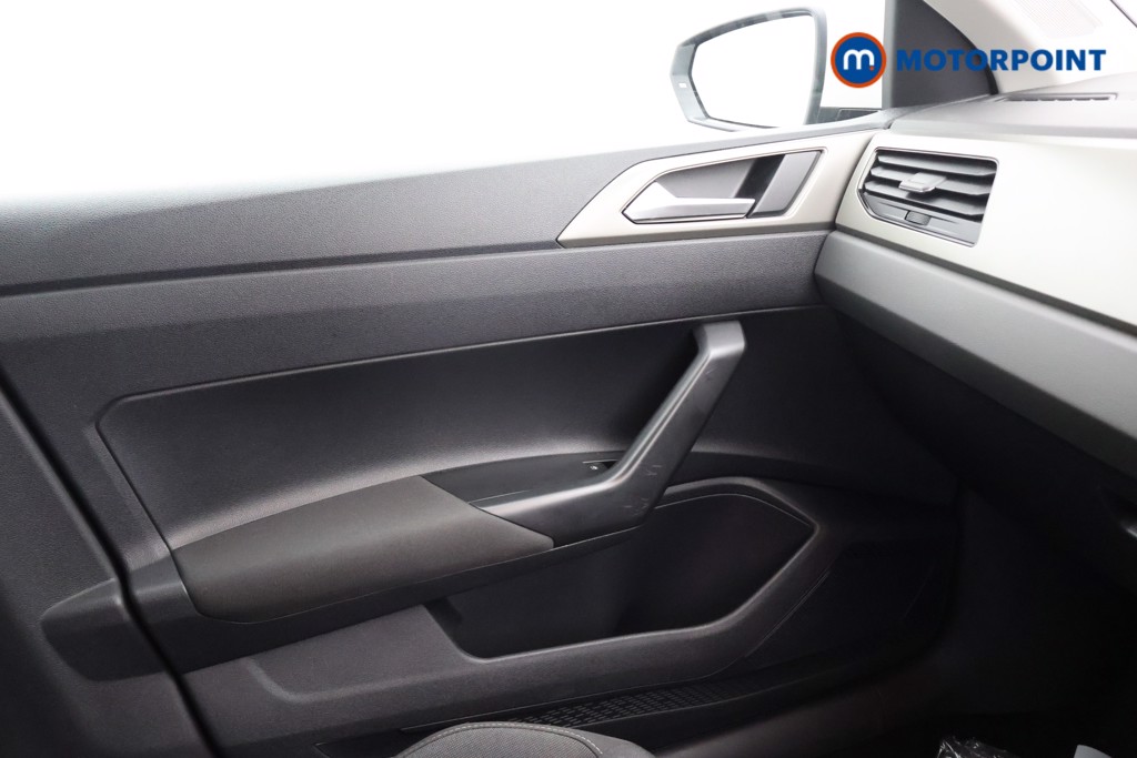 Volkswagen Polo Match Manual Petrol Hatchback - Stock Number (1653080) - 10th supplementary image
