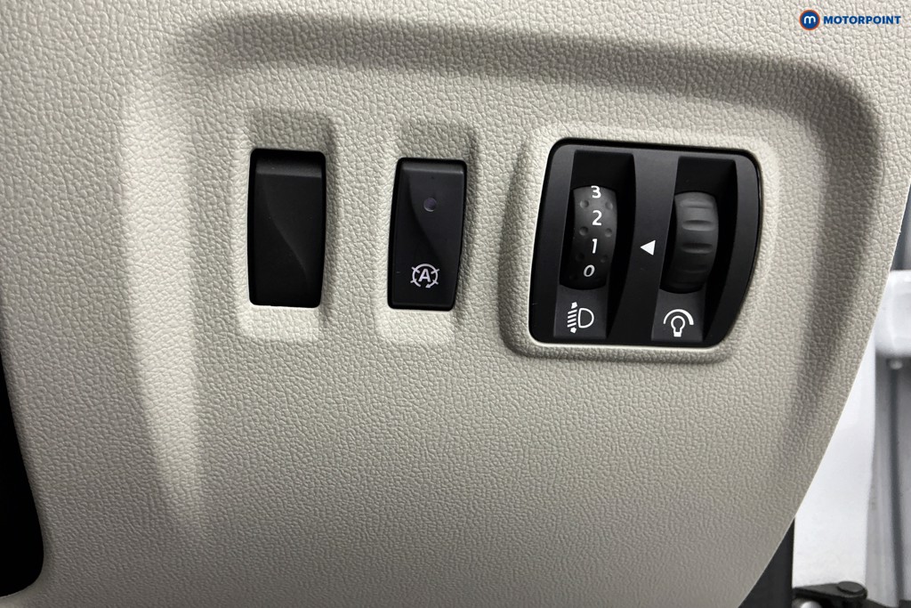 Renault Captur Gt Line Manual Diesel SUV - Stock Number (1653193) - 14th supplementary image