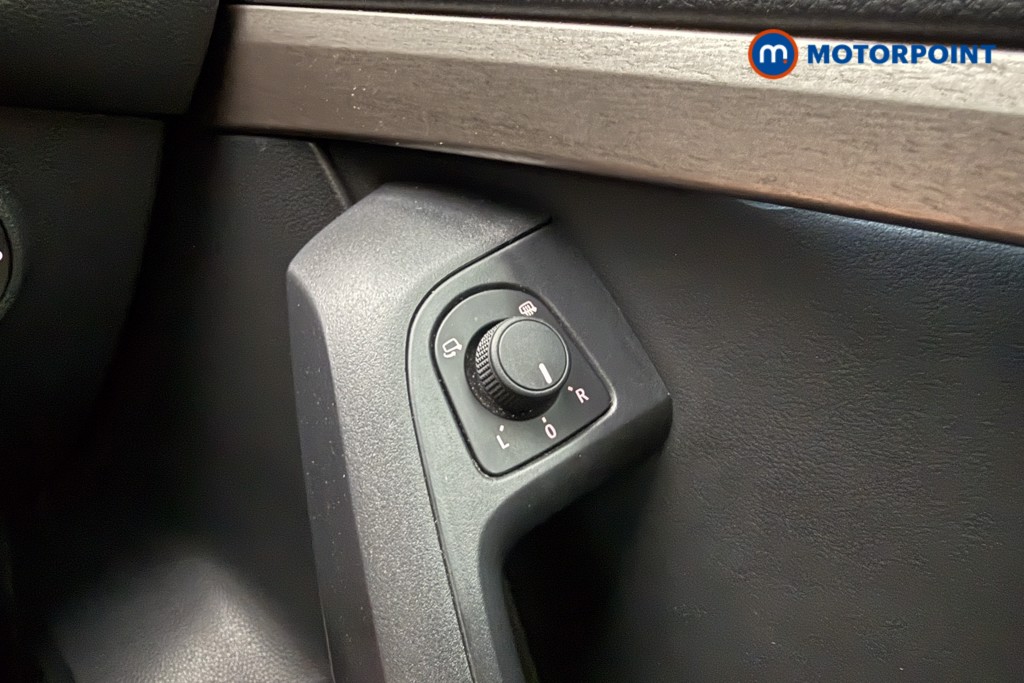 Seat Ateca Xperience Automatic Petrol SUV - Stock Number (1654056) - 19th supplementary image