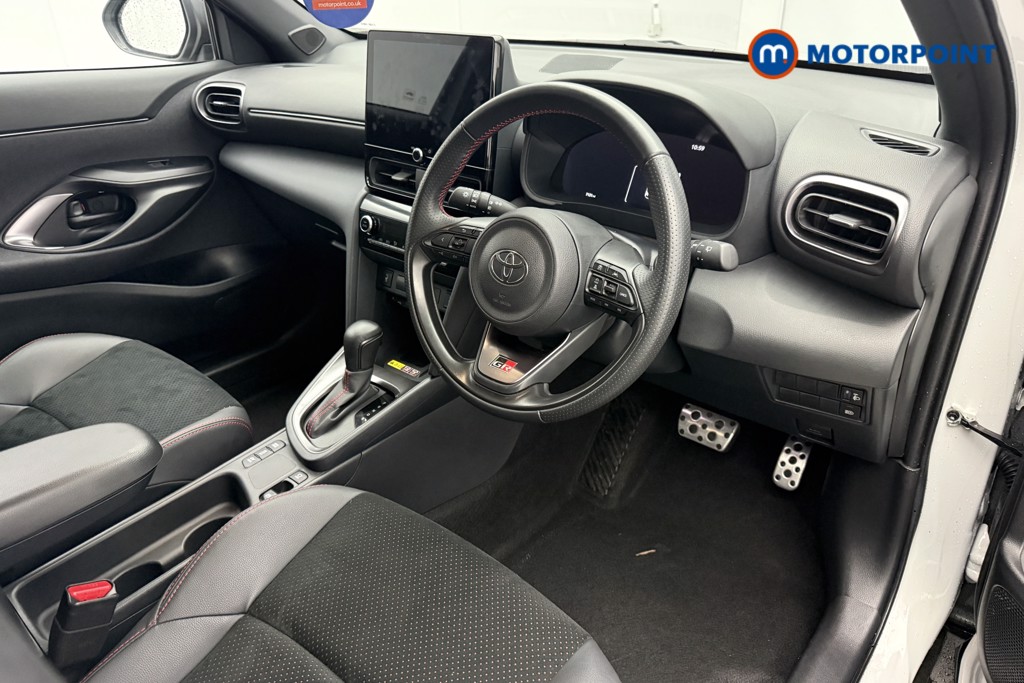 Toyota Yaris Cross Gr Sport Automatic Petrol-Electric Hybrid Estate - Stock Number (1654103) - 6th supplementary image