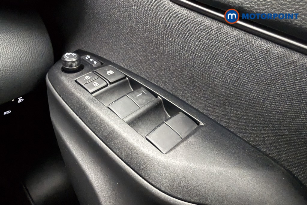 Toyota Yaris Cross Gr Sport Automatic Petrol-Electric Hybrid Estate - Stock Number (1654103) - 16th supplementary image