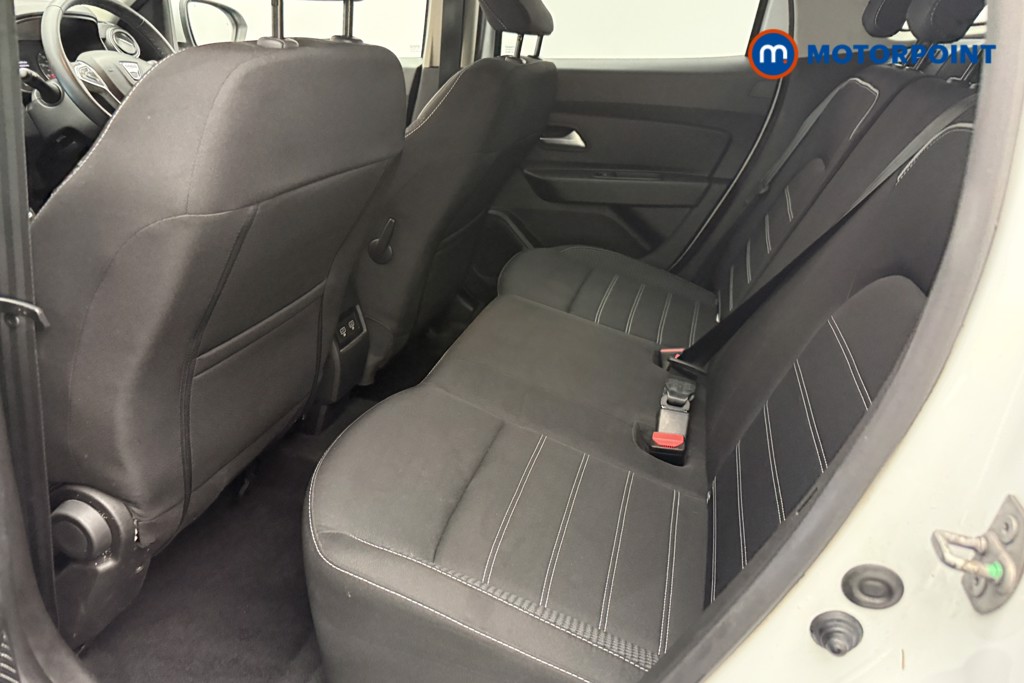 Dacia Duster Prestige Manual Petrol SUV - Stock Number (1654193) - 4th supplementary image
