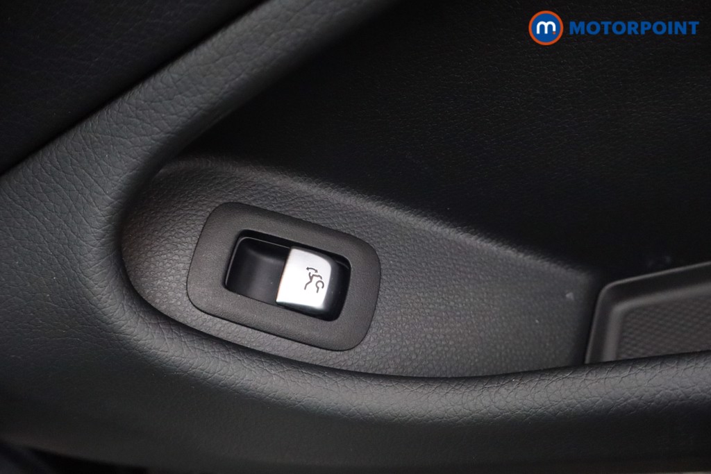 Mercedes-Benz C Class Amg Line Automatic Petrol Coupe - Stock Number (1654706) - 27th supplementary image