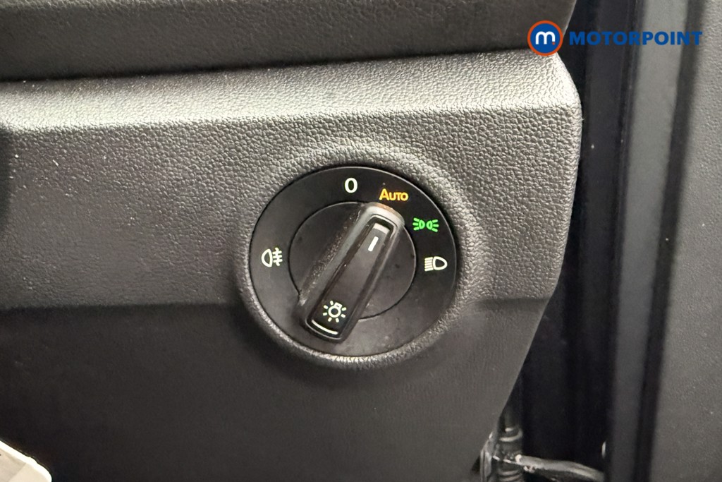 Volkswagen T-Roc Life Manual Petrol SUV - Stock Number (1655272) - 16th supplementary image