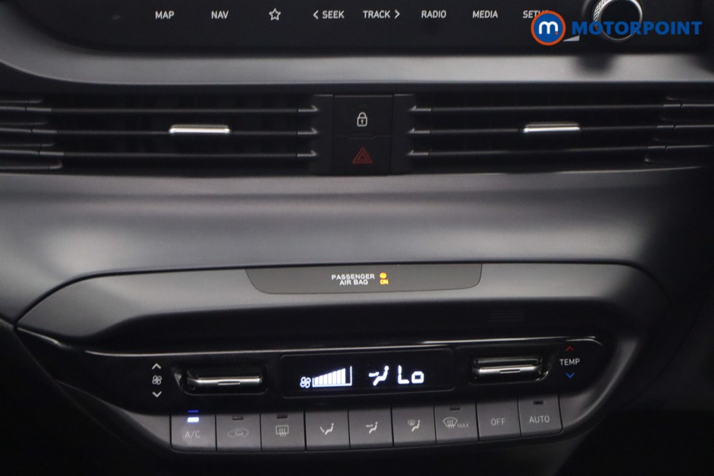 Hyundai I20 Ultimate Automatic Petrol Hatchback - Stock Number (1655630) - 5th supplementary image