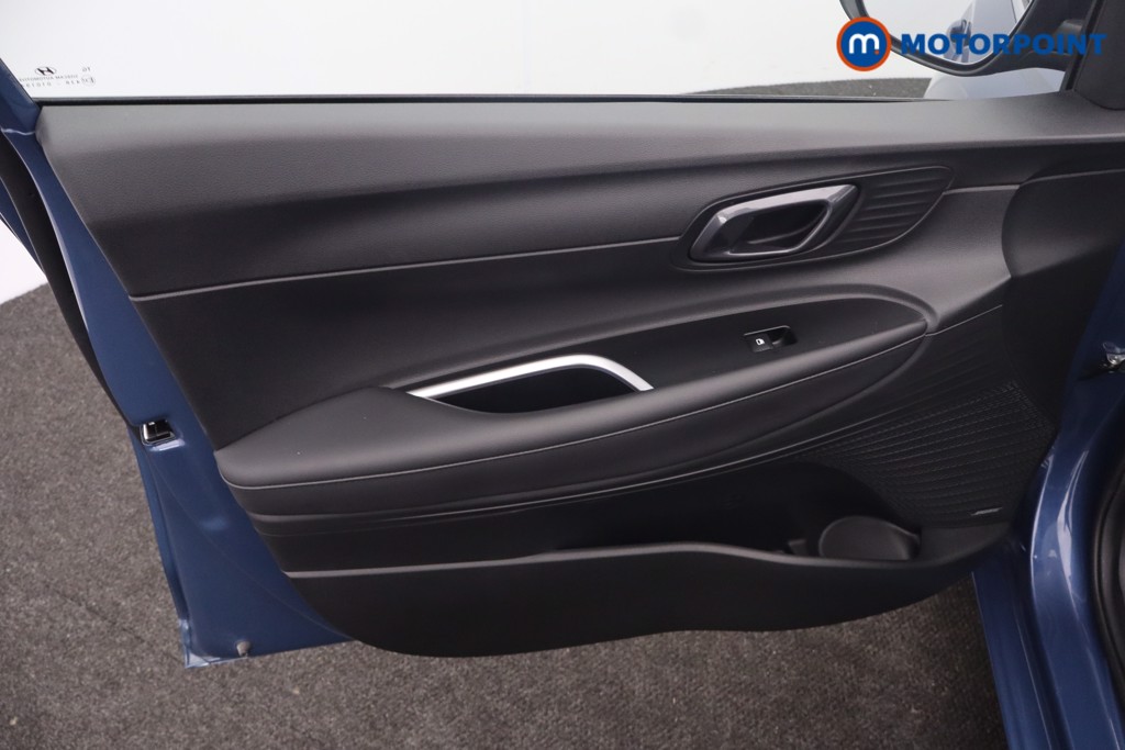 Hyundai I20 Ultimate Automatic Petrol Hatchback - Stock Number (1655630) - 32nd supplementary image