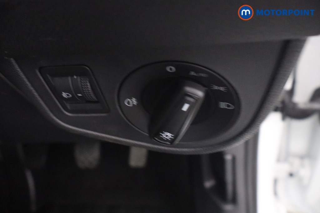 Volkswagen Polo Life Manual Petrol Hatchback - Stock Number (1655868) - 12th supplementary image