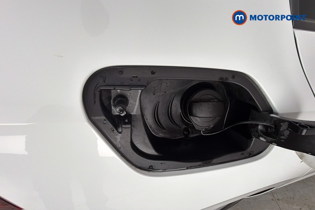 Volkswagen Golf Life Manual Petrol Hatchback - Stock Number (1656083) - 41st supplementary image