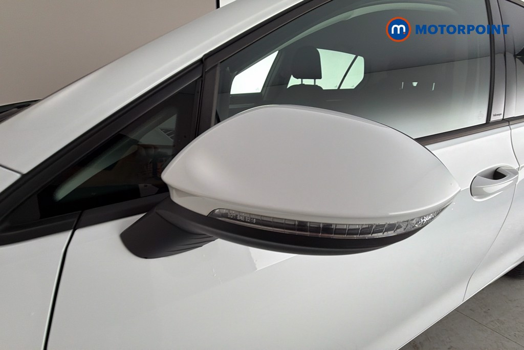 Volkswagen Golf Life Manual Petrol Hatchback - Stock Number (1656083) - 43rd supplementary image