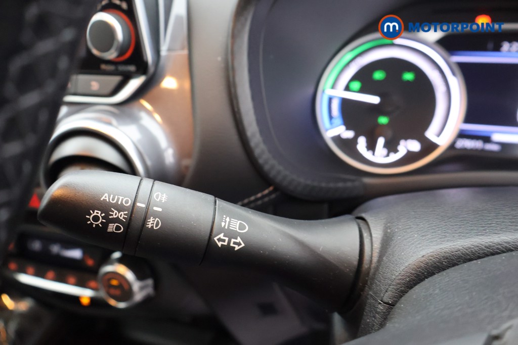 Nissan Juke Tekna Automatic Petrol-Electric Hybrid SUV - Stock Number (1656498) - 5th supplementary image