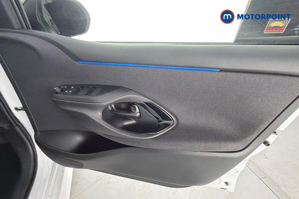 Toyota Yaris Premiere Edition Automatic Petrol-Electric Hybrid Hatchback - Stock Number (1656502) - 19th supplementary image