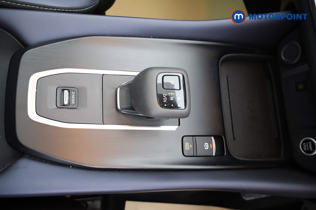 Nissan Qashqai Tekna Automatic Petrol SUV - Stock Number (1656681) - 8th supplementary image