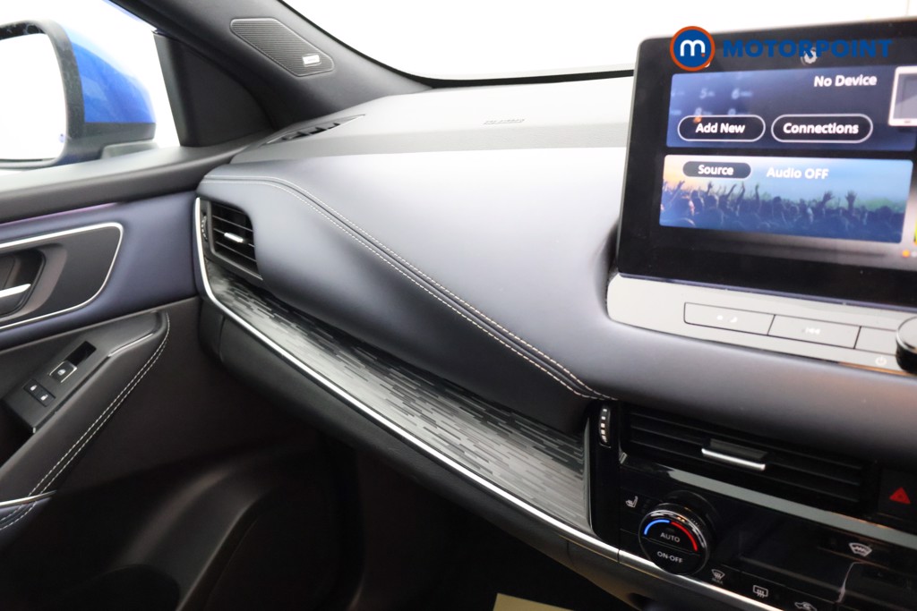 Nissan Qashqai Tekna Automatic Petrol SUV - Stock Number (1656681) - 9th supplementary image