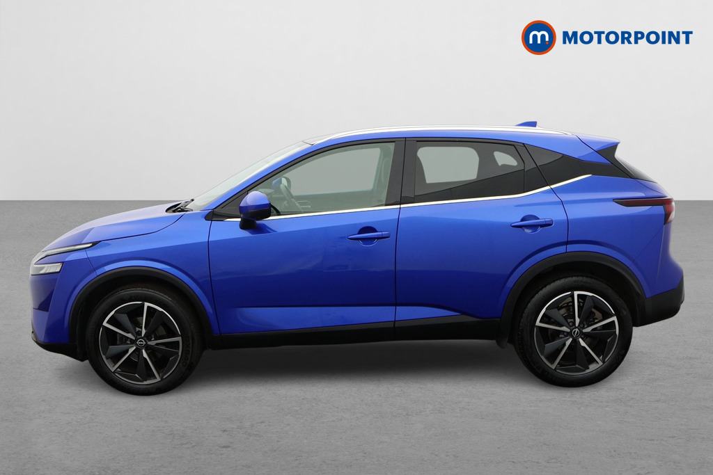 Nissan Qashqai Tekna Automatic Petrol SUV - Stock Number (1656681) - Passenger side