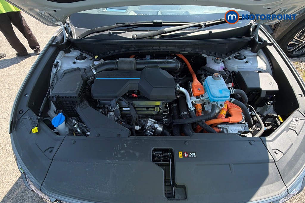Hyundai Tucson Ultimate Automatic Petrol Plug-In Hybrid SUV - Stock Number (1657384) - 1st supplementary image