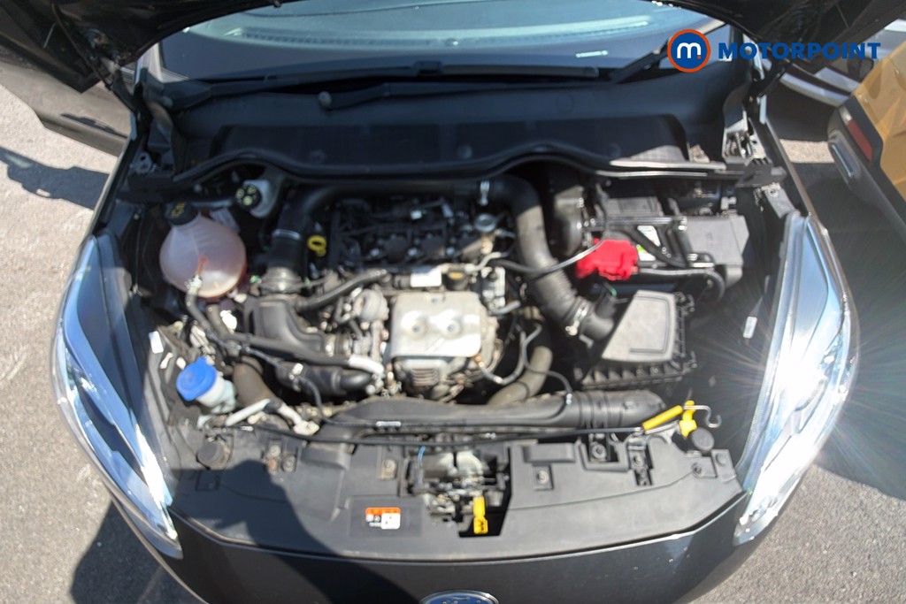 Ford Fiesta Zetec Manual Petrol Hatchback - Stock Number (1657882) - 1st supplementary image