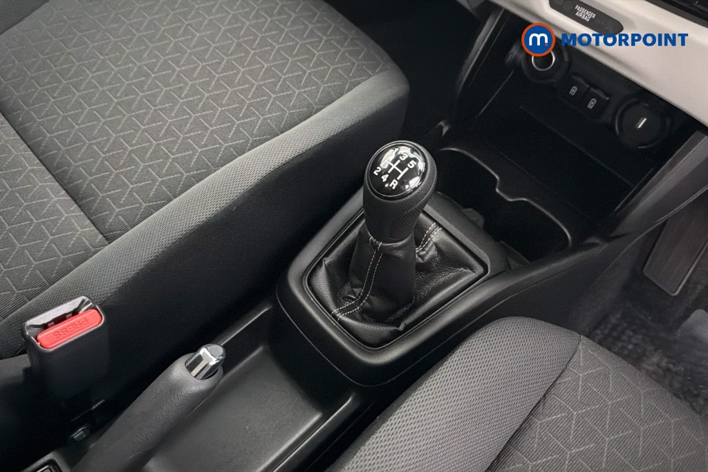 Suzuki Swift Motion Manual Petrol Hatchback - Stock Number (1657891) - 15th supplementary image