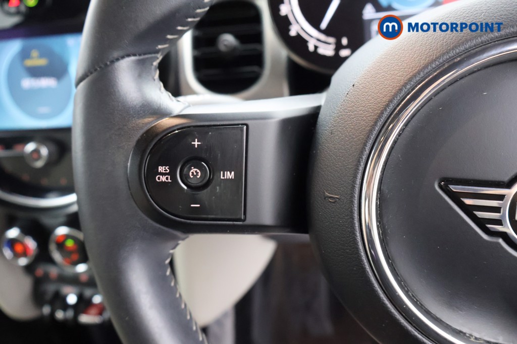 Mini Hatchback Cooper Exclusive Automatic Petrol Hatchback - Stock Number (1658273) - 2nd supplementary image