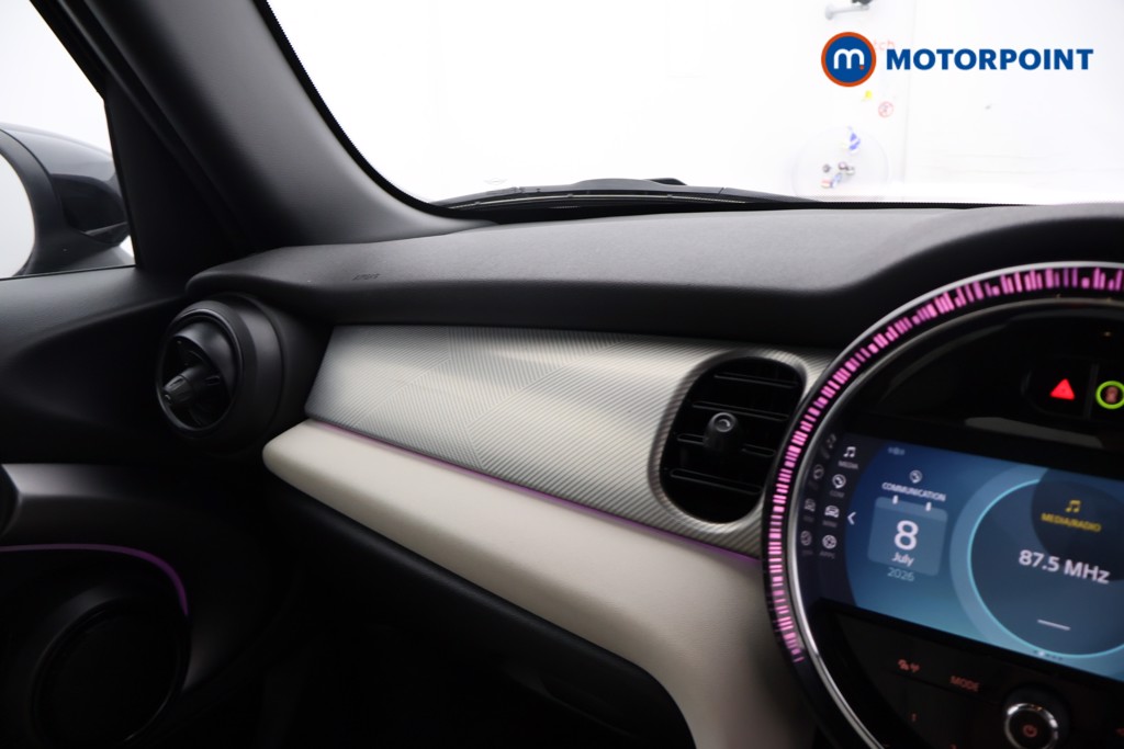 Mini Hatchback Cooper Exclusive Automatic Petrol Hatchback - Stock Number (1658273) - 9th supplementary image