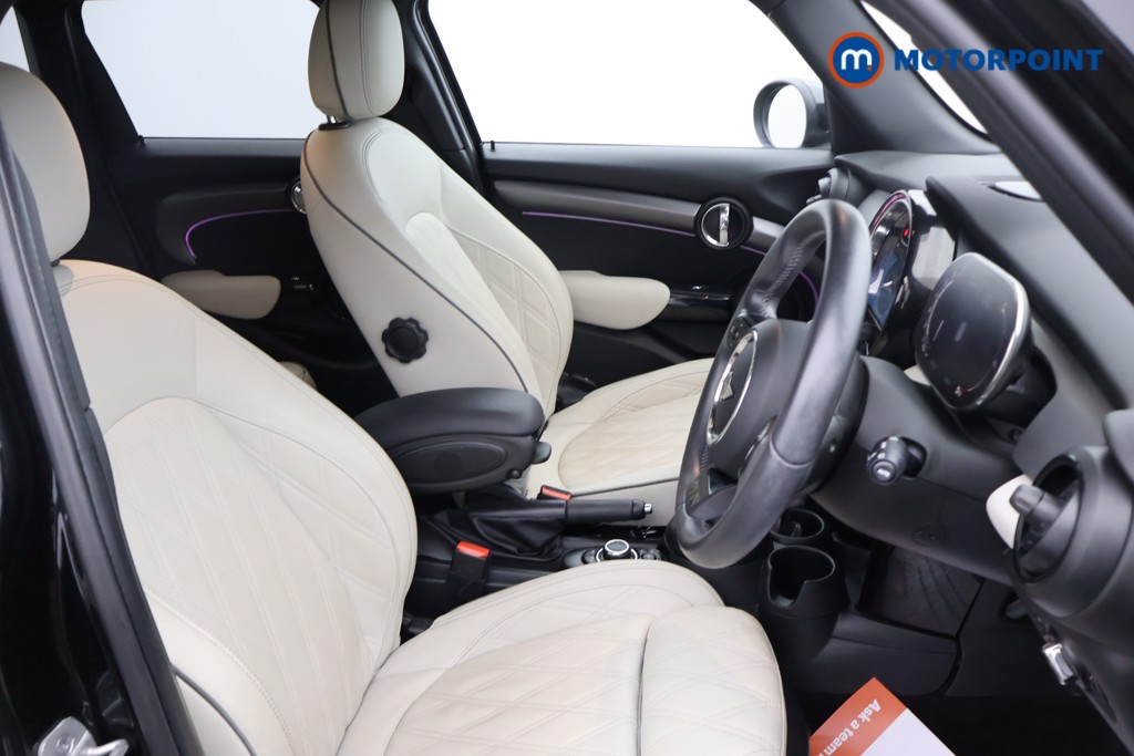 Mini Hatchback Cooper Exclusive Automatic Petrol Hatchback - Stock Number (1658273) - 13th supplementary image